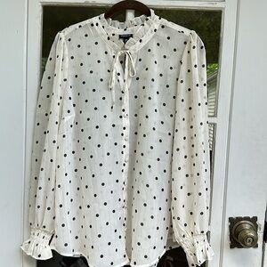 Torrid crinkle Chiffon Button Up Mock Neck Blouse. Polka Dot